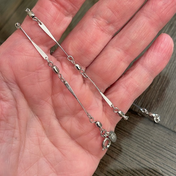 Vintage VENDOME Silver-tone Ball and twisted Bar Chain Necklace 16.25” - Picture 9 of 13